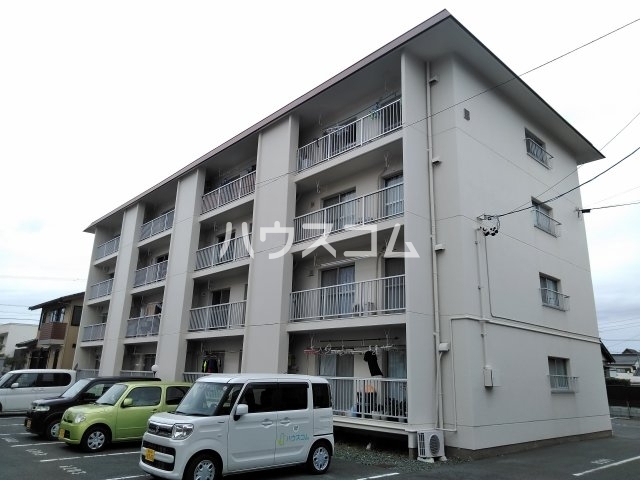 21/26 駐車場