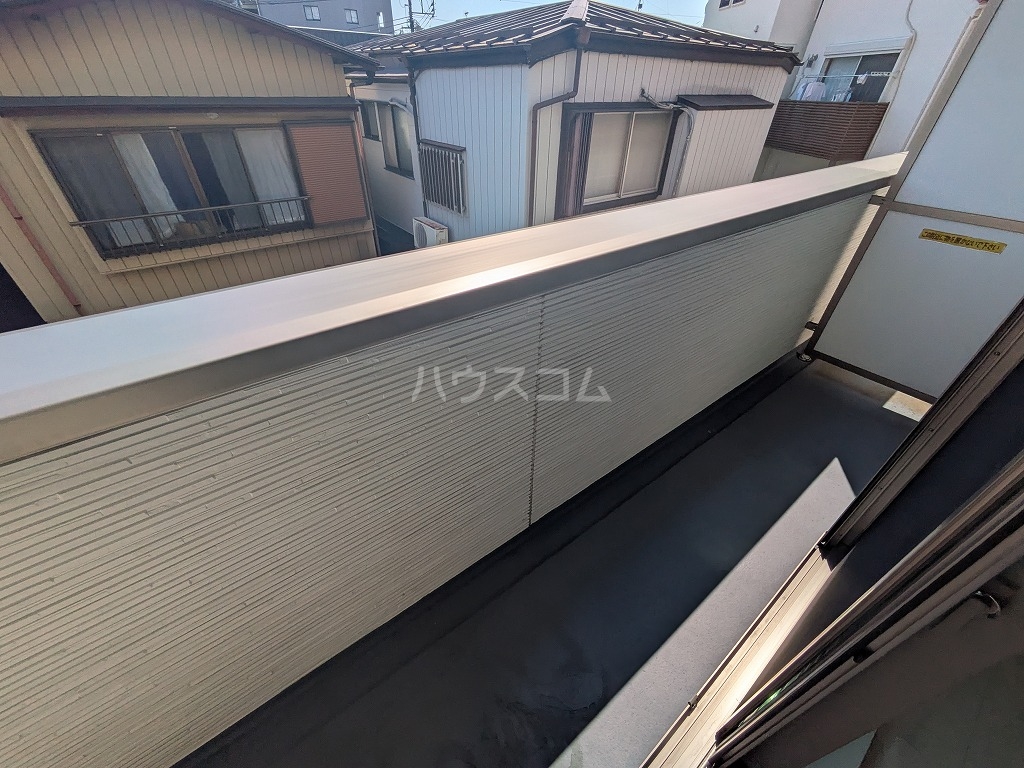 21/30 バルコニー