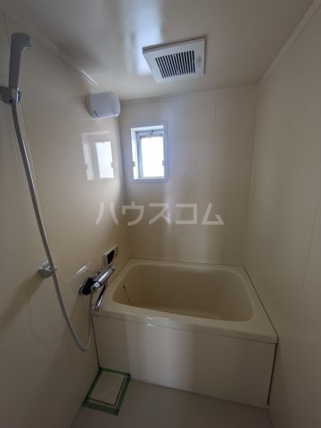 16/30 浴室