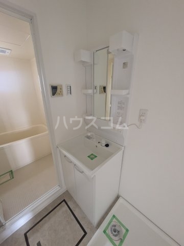 18/30 洗面