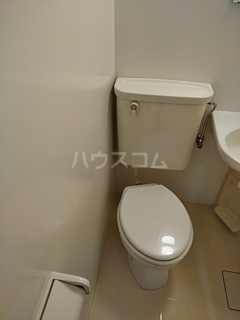 16/30 トイレ