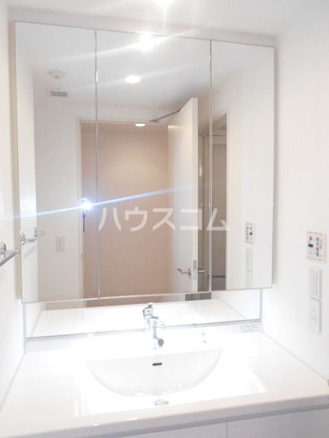 13/30 洗面