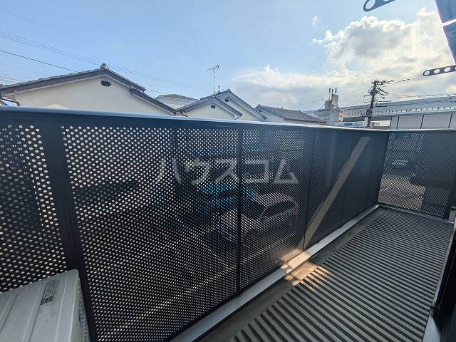 25/30 バルコニー