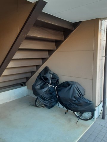 22/29 エントランス