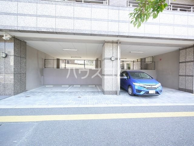 3/7 駐車場