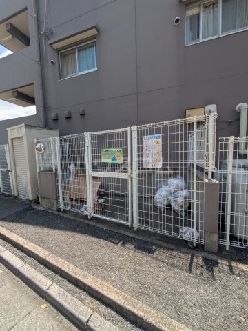 28/30 駐車場