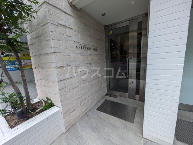 21/29 エントランス