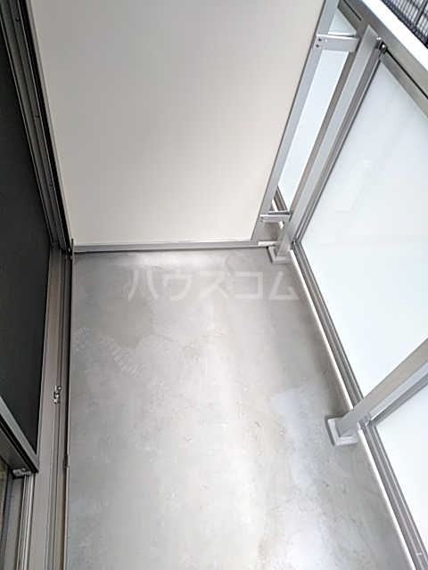 20/30 バルコニー