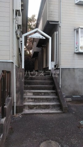 20/24 エントランス