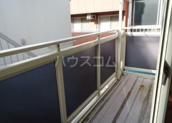 15/27 バルコニー