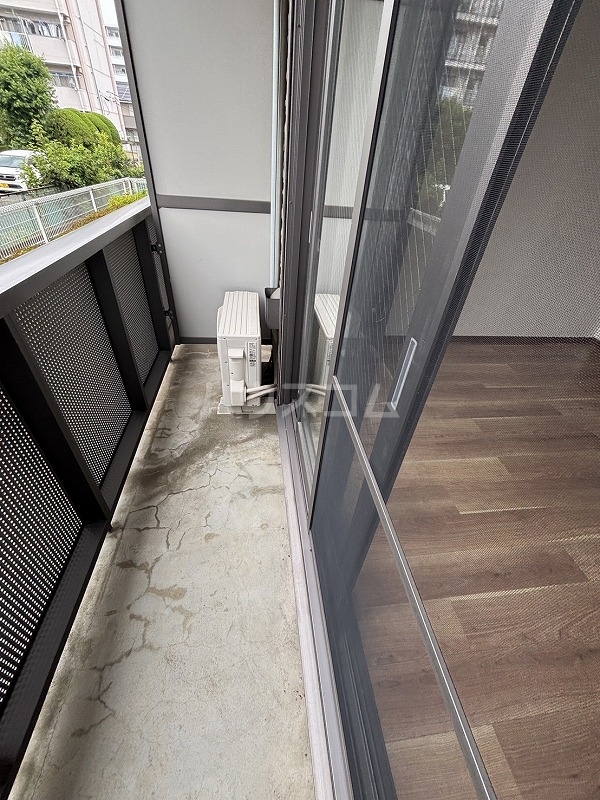 25/30 バルコニー