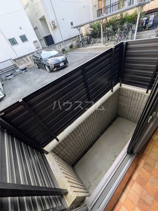 14/28 バルコニー