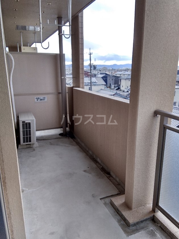 20/30 バルコニー