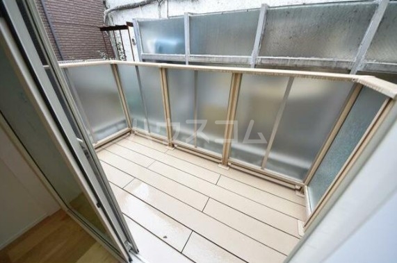 13/21 バルコニー