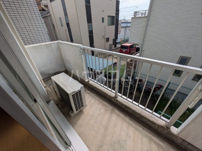 16/26 バルコニー