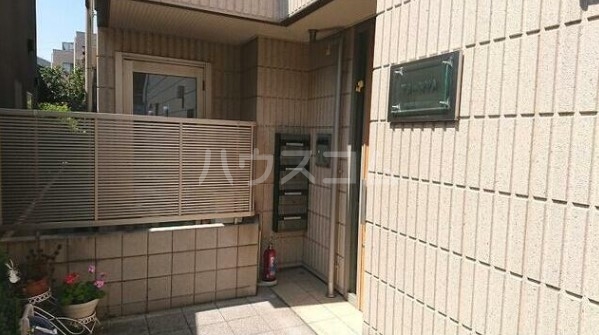 2/10 エントランス