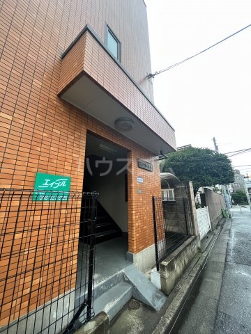 19/28 エントランス