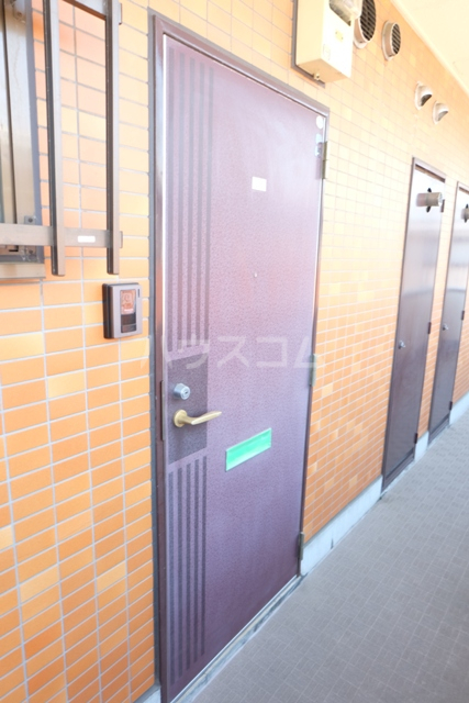 2/10 エントランス