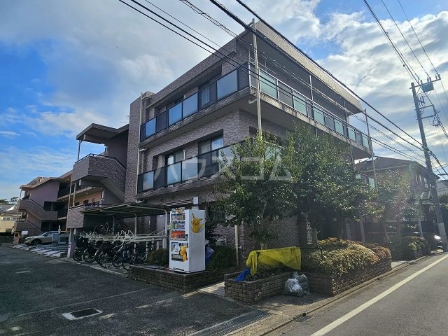 2/10 外観