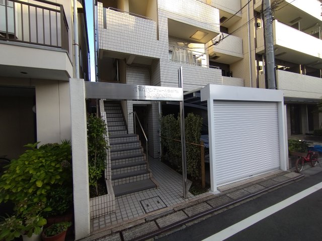 21/24 エントランス