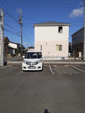 19/28 駐車場