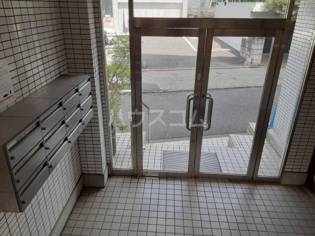 4/5 エントランス