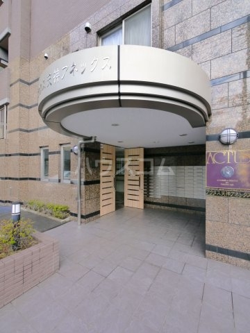 14/23 エントランス