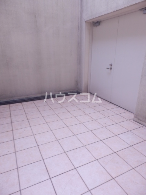 17/25 バルコニー