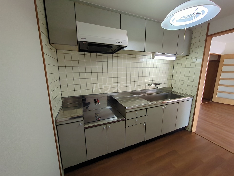 13/30 キッチン