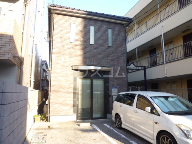 14/25 エントランス