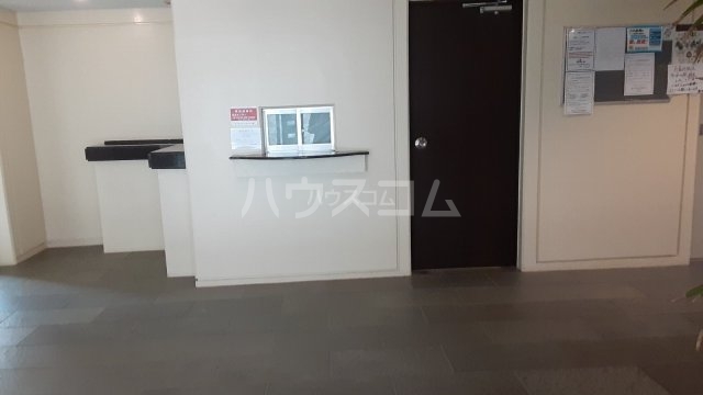 21/26 エントランス