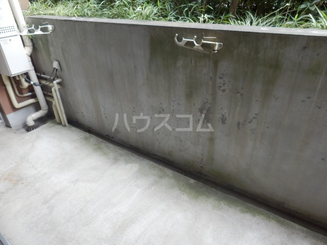 17/27 バルコニー