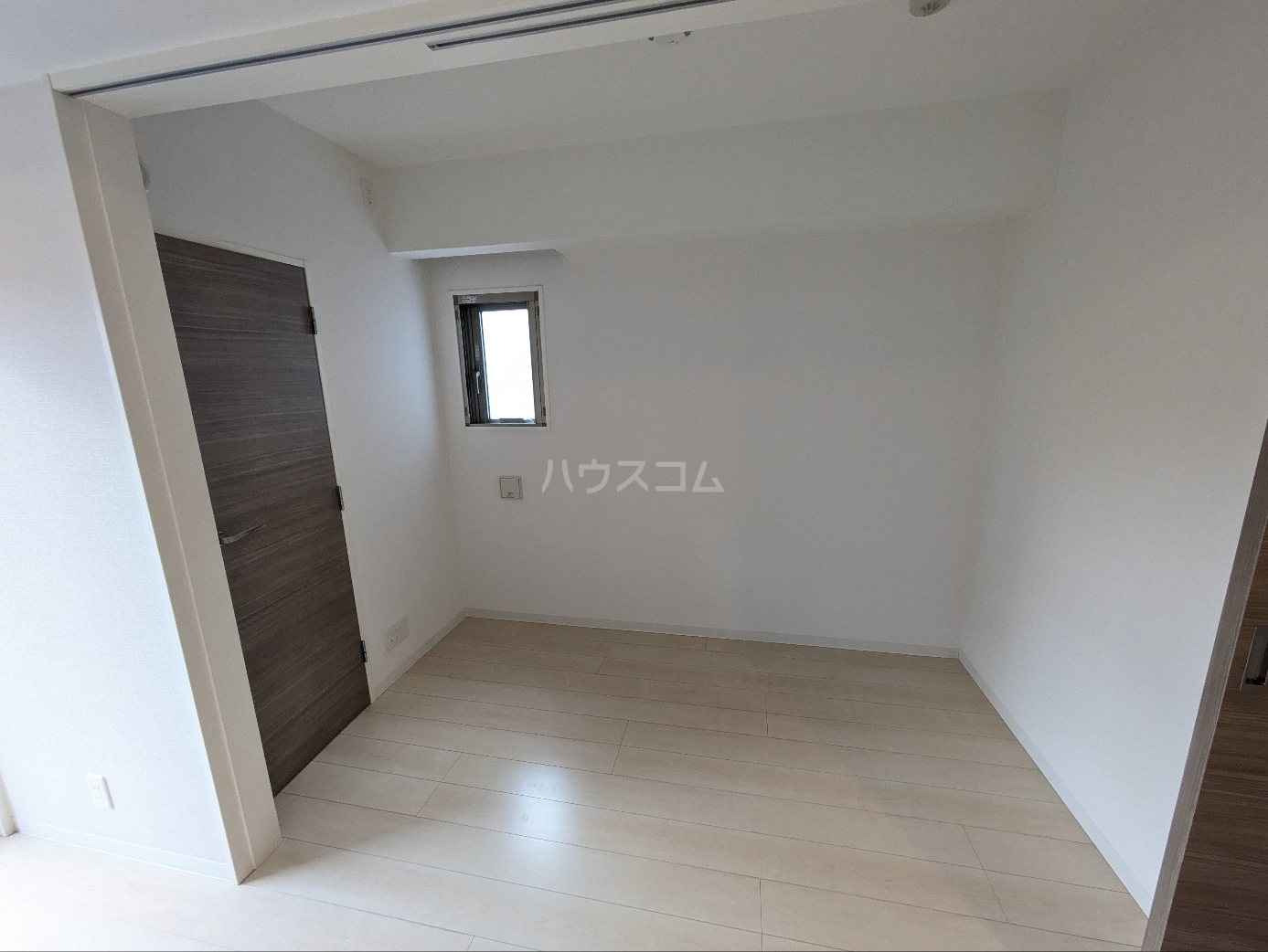 20/30 エントランス