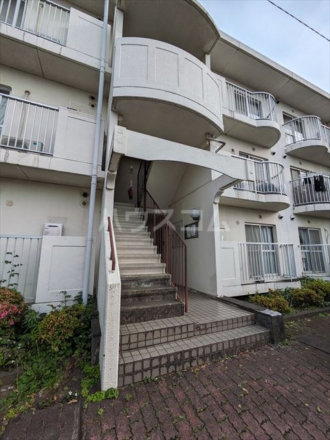 29/30 エントランス