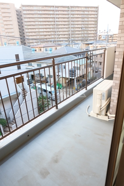 16/25 バルコニー