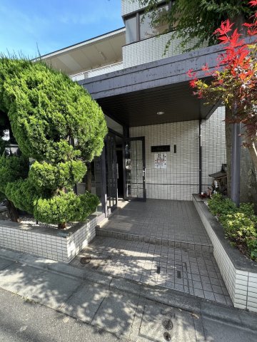 21/24 エントランス