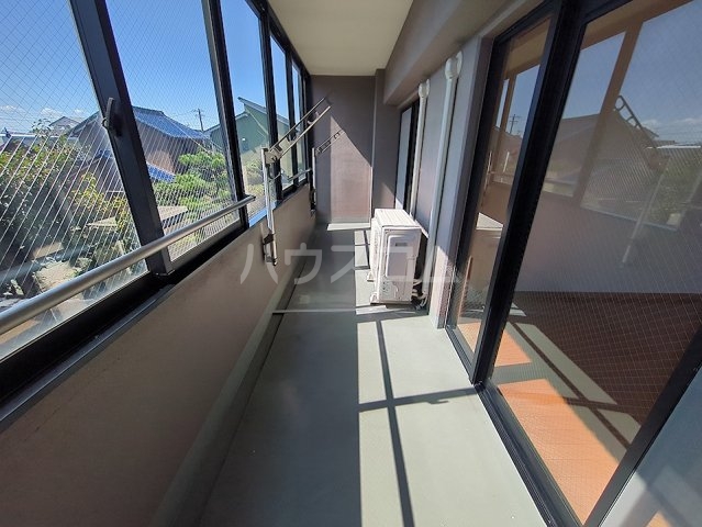 20/30 バルコニー