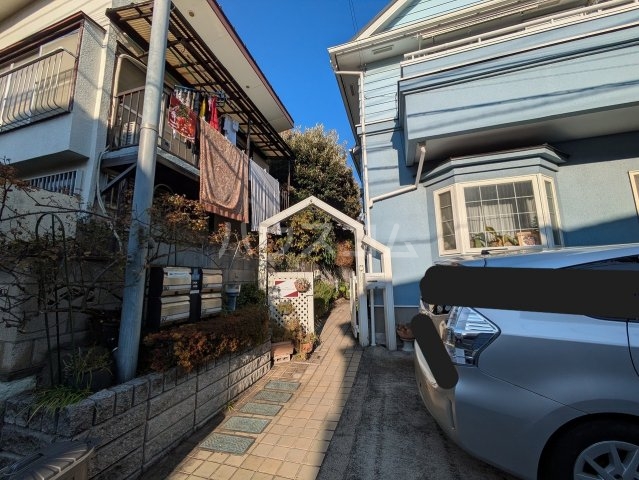 21/29 エントランス