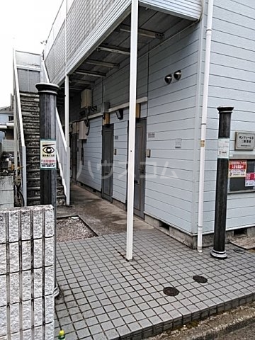 3/8 エントランス
