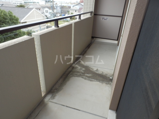 23/30 バルコニー