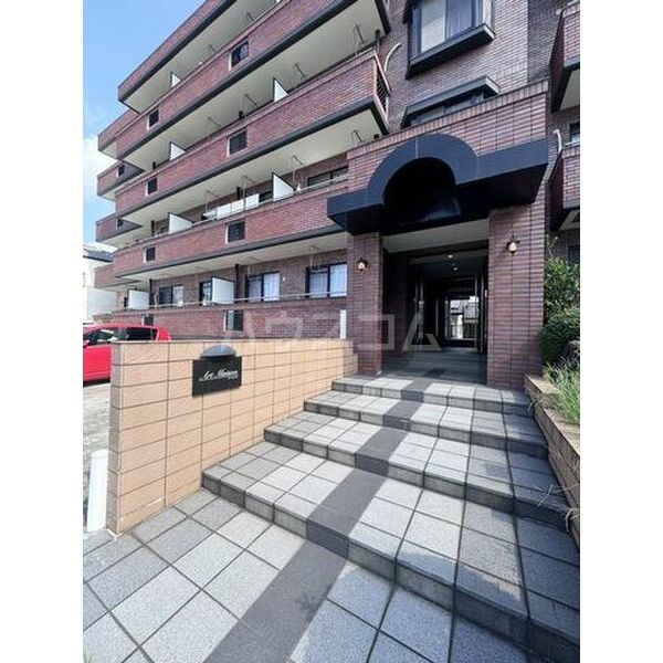 2/13 エントランス