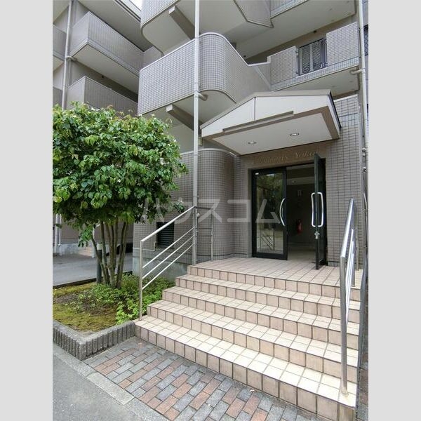 14/14 エントランス