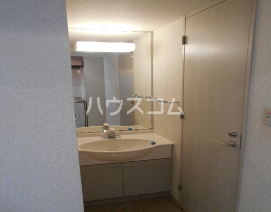 13/30 洗面