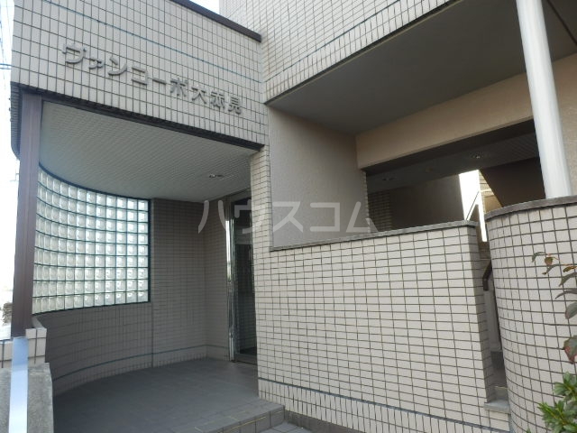 26/30 エントランス