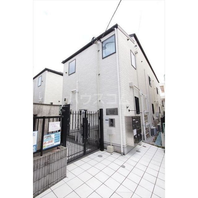 2/10 エントランス