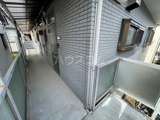 21/25 エントランス