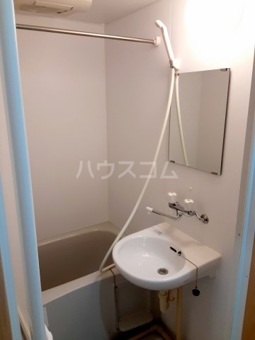 14/30 浴室