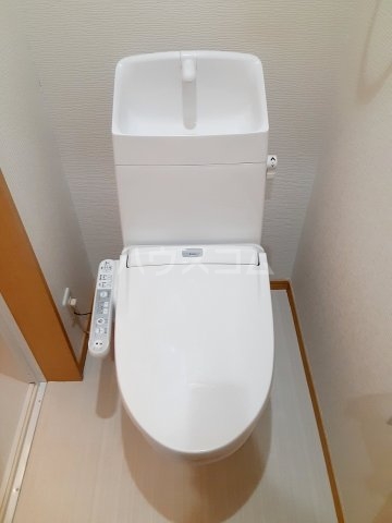16/30 トイレ