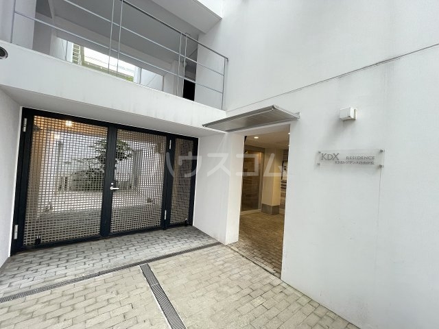 21/27 エントランス