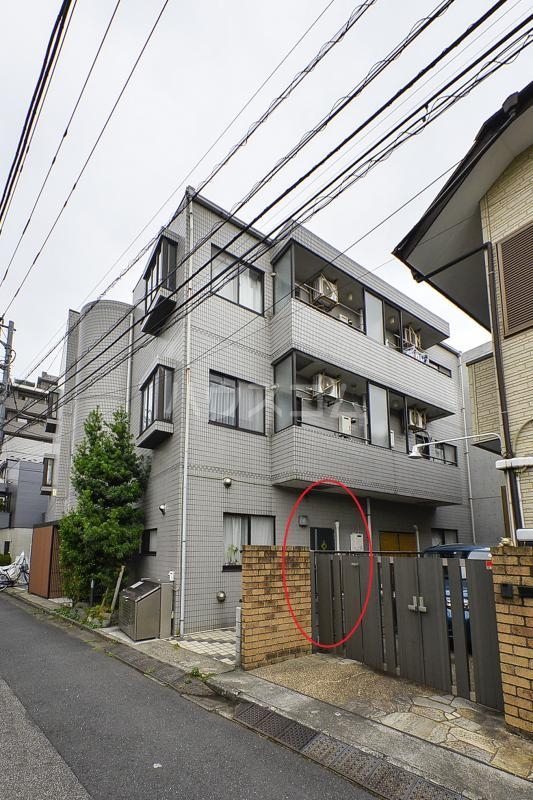 2/2 エントランス